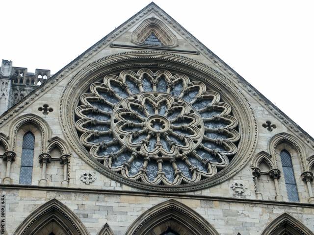 PICT5366-York_Minster_circular_window