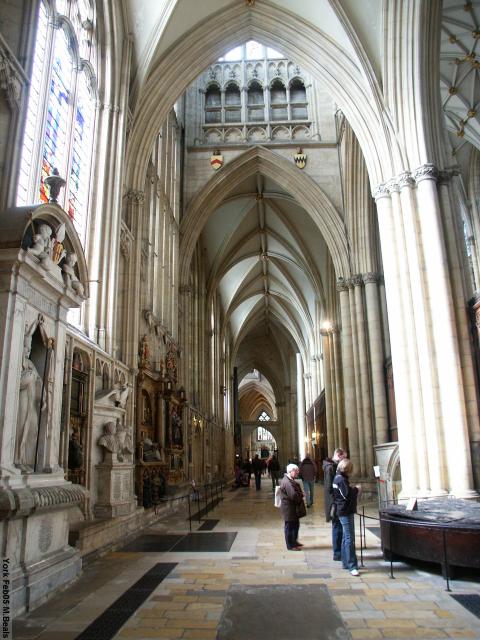 PICT5392-York_Minster_hall